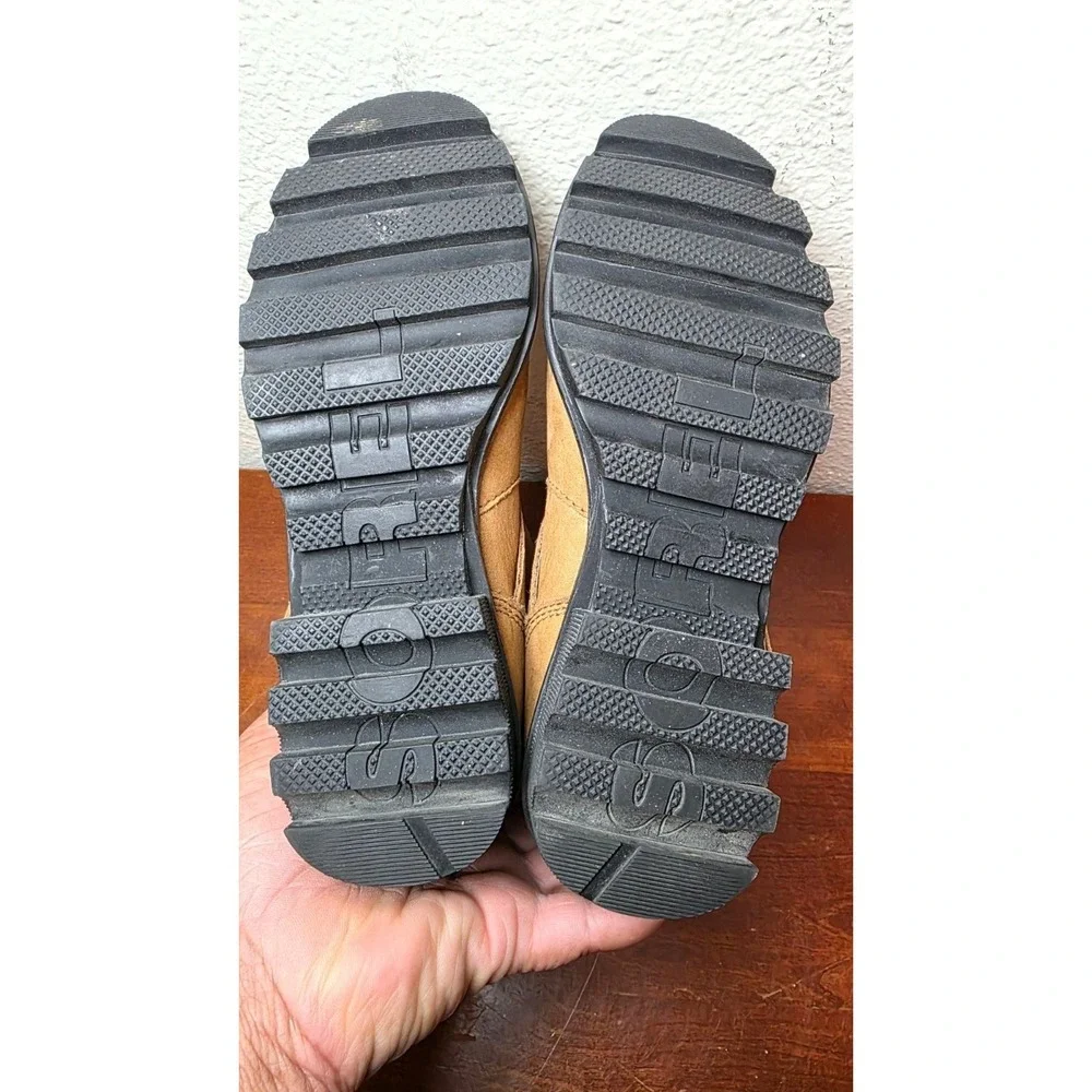 Sorel crafted from
